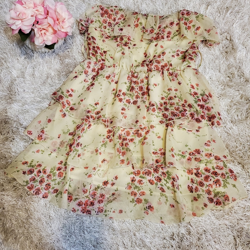 Strapless ruffle dress